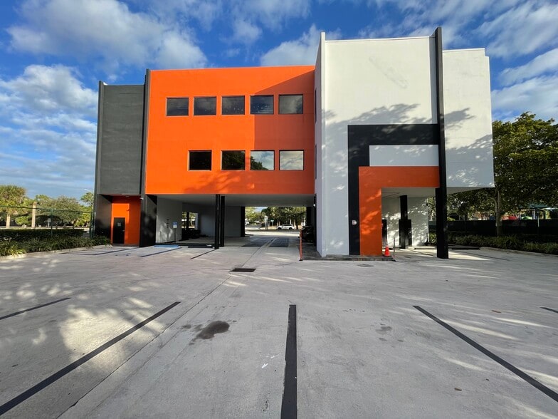 1000 Southern Blvd, West Palm Beach, FL à vendre - Photo du bâtiment - Image 3 de 15