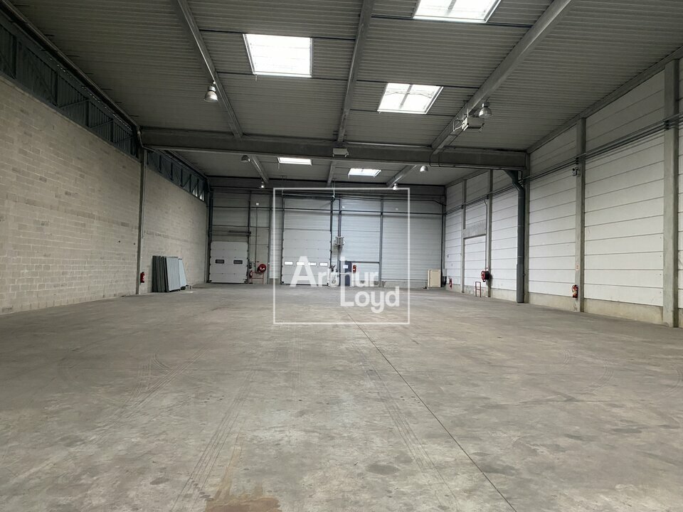 Flex in Lieusaint for lease Interior Photo- Image 1 of 6