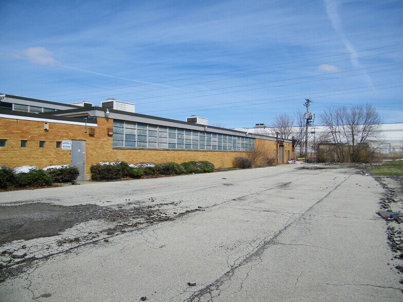 5161 S Millard Ave, Chicago, IL à louer - Photo du bâtiment - Image 2 de 7