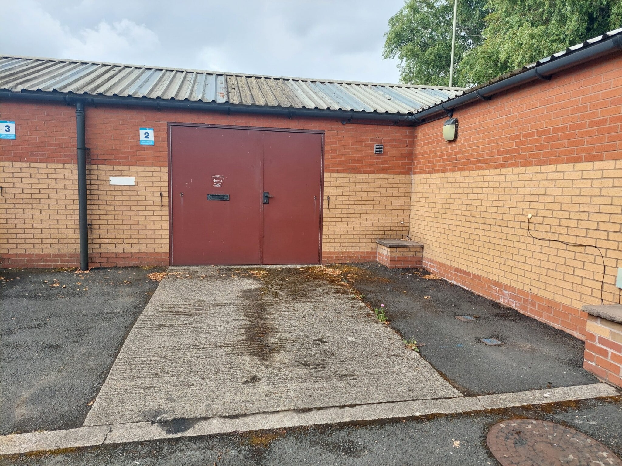 MC25 Maesbury Road, Oswestry for lease Primary Photo- Image 1 of 2