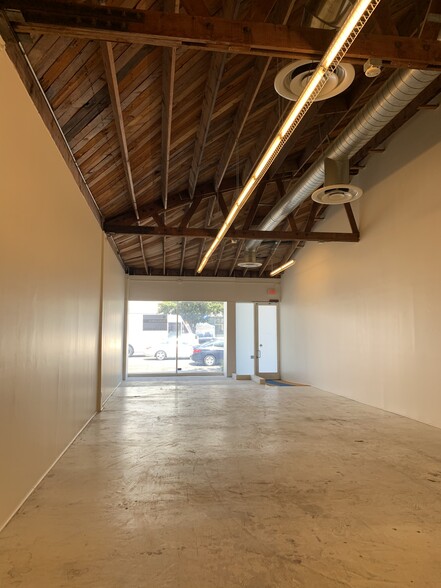 8404-8408 Beverly Blvd, Los Angeles, CA for lease - Interior Photo - Image 3 of 8