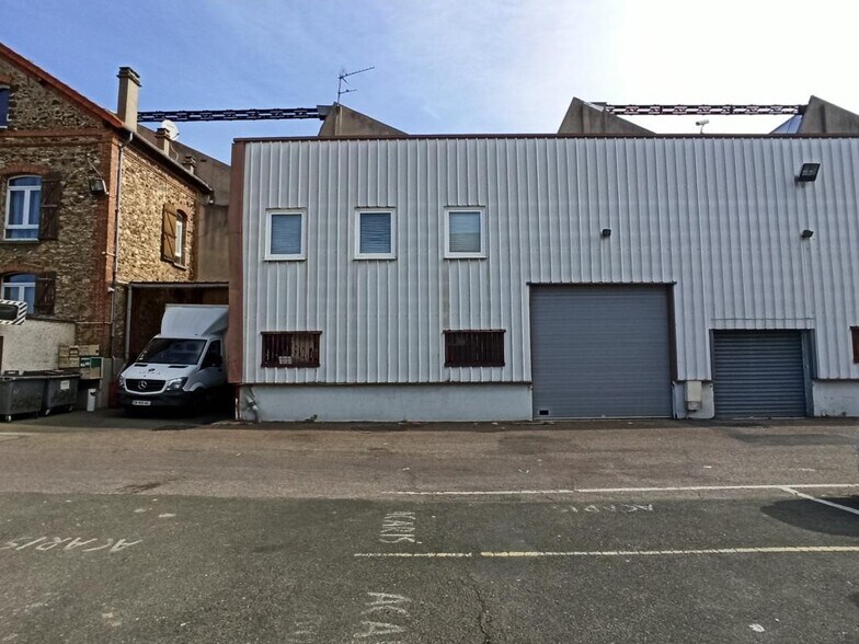 Flex dans Argenteuil à louer - Photo du bâtiment - Image 1 de 8