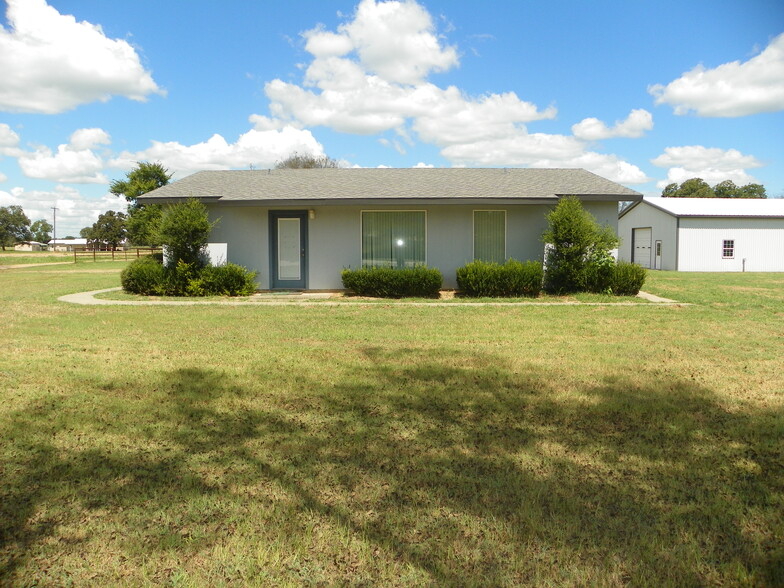 2750 W US Highway 69, Emory, TX à vendre - Photo principale - Image 1 de 1