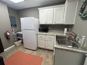 561 Connexion Way, Columbia City, IN à louer Photo intérieure- Image 2 de 2