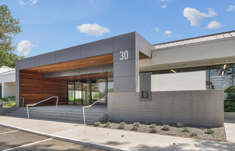 30 W Montague Expy, San Jose, CA for lease - Building Photo - Image 1 of 7