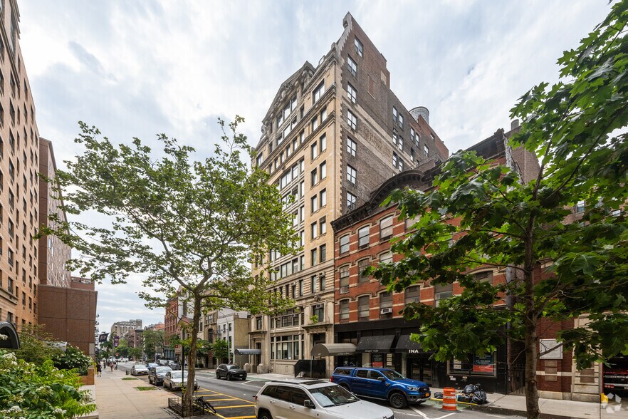 114-116 E 13th St, New York, NY à louer - Photo du bâtiment - Image 2 de 5