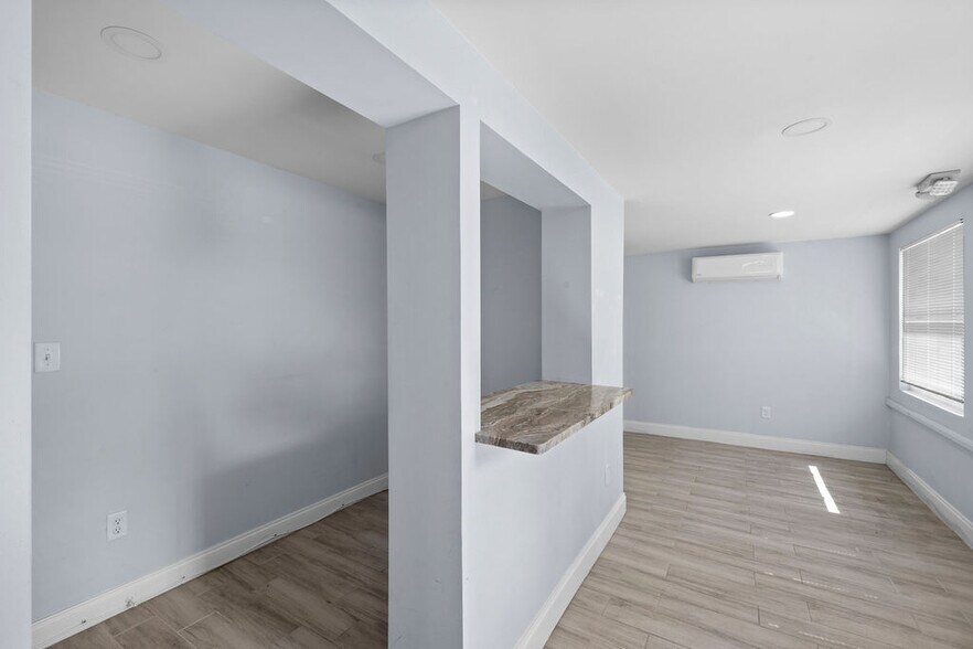 900 SW Martin Downs Blvd, Palm City, FL à louer - Photo du bâtiment - Image 3 de 20