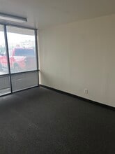 500 E Arapaho Rd, Richardson, TX à louer Photo intérieure- Image 2 de 3