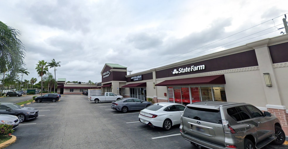 600 W Hallandale Beach Blvd, Hallandale, FL for lease - Building Photo - Image 2 of 5