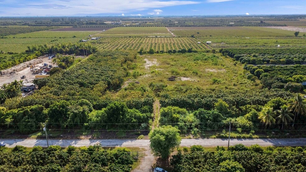 SW 212th Ave & Lucille Dr, Homestead, FL for sale - Building Photo - Image 3 of 25