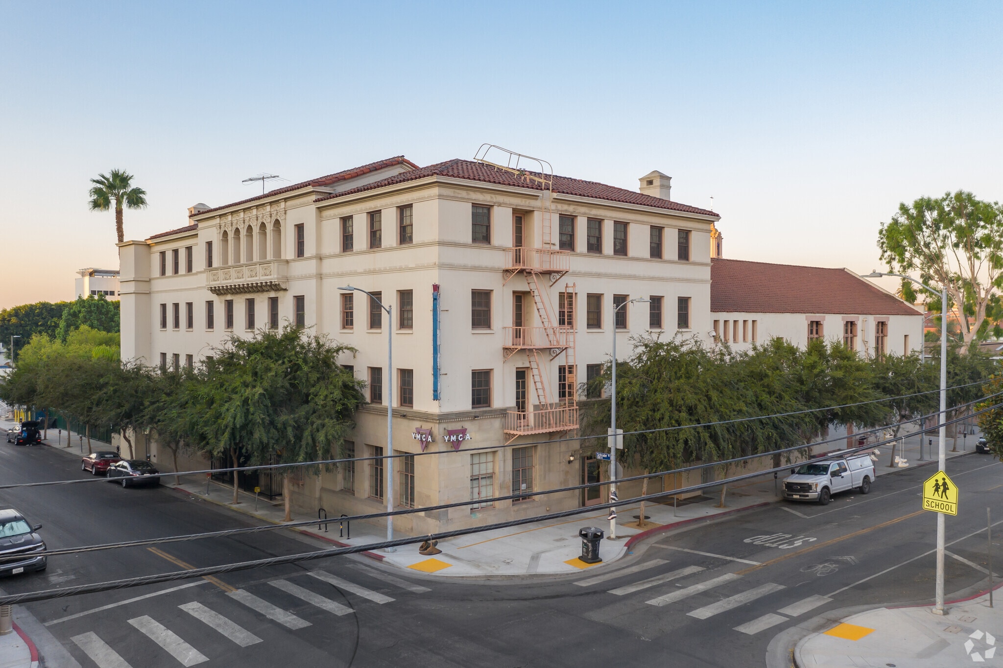 6560-6600 Selma Ave, Los Angeles, CA à louer Photo principale- Image 1 de 3