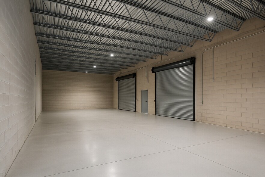 669 W Hoffman Ave, Lindenhurst, NY à vendre - Photo du bâtiment - Image 2 de 3