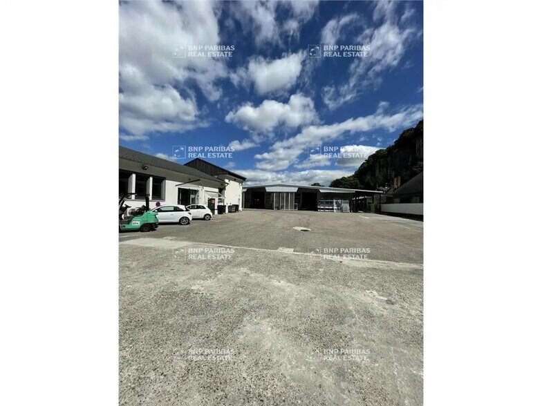 9 Rue Pierre Sémard, Fontaine for sale - Building Photo - Image 2 of 13