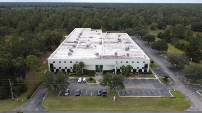 Plus de détails pour 509 Commerce Blvd, Crawfordville, FL - Industriel à louer