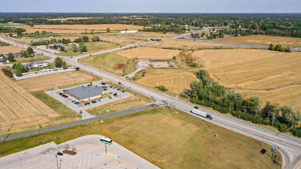 6680 Godfrey Rd, Godfrey, IL for sale - Building Photo - Image 2 of 35