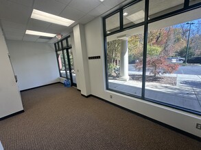 1910 Jake Alexander Blvd W, Salisbury, NC for lease Interior Photo- Image 1 of 16