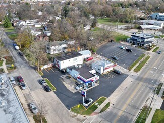 Plus de détails pour 14-16 W Naperville Rd, Westmont, IL - Commerce de détail à vendre