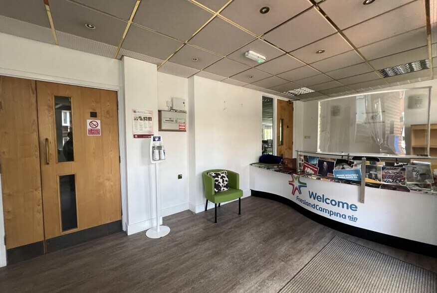 Denne Rd, Horsham à vendre - Photo intérieure - Image 2 de 7