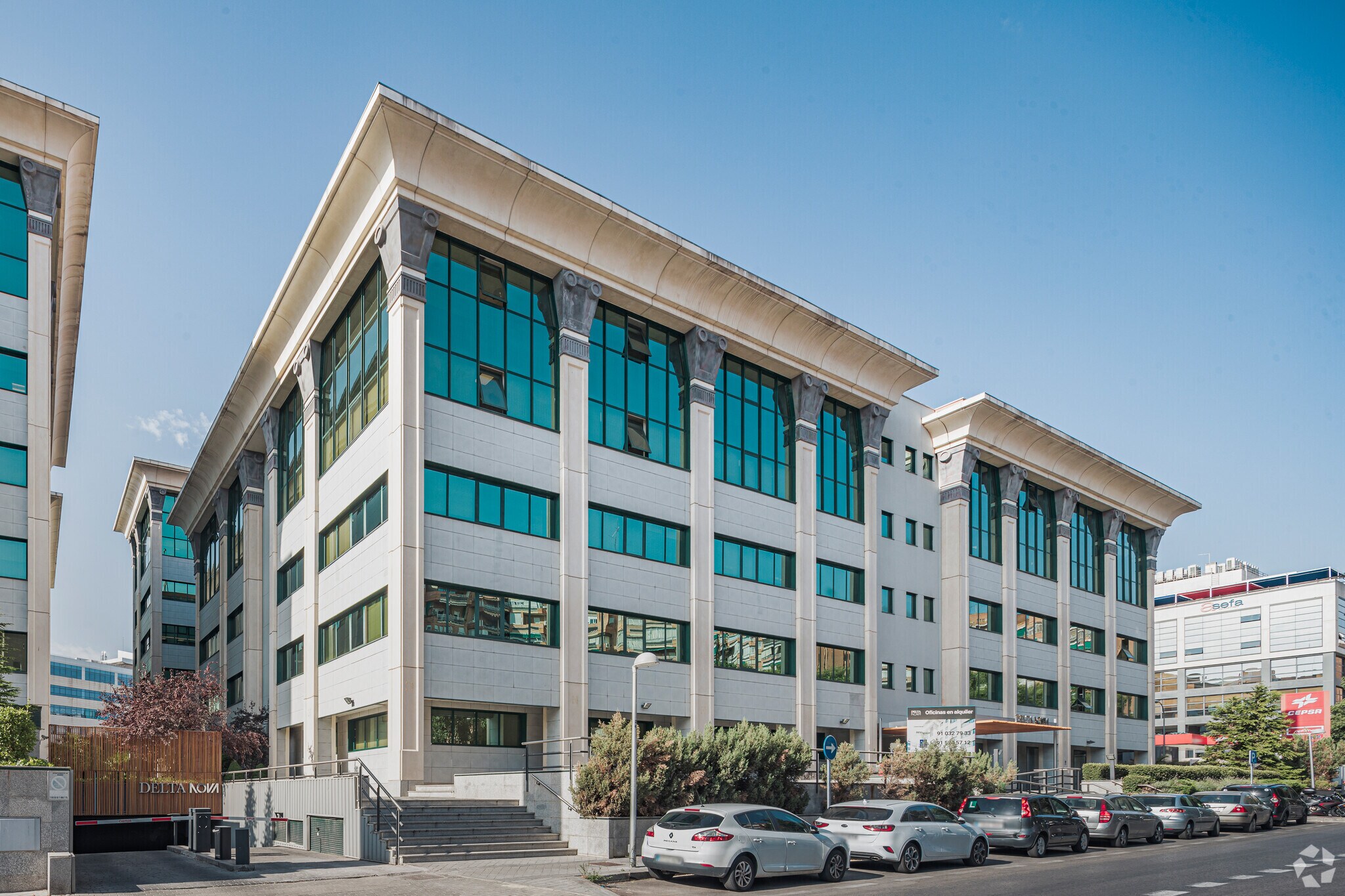 Avenida Manoteras, 46, Madrid, Madrid à louer Photo principale- Image 1 de 12