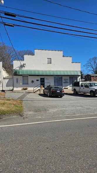 612 S Chestnut St, Gastonia, NC for lease - Building Photo - Image 2 of 4