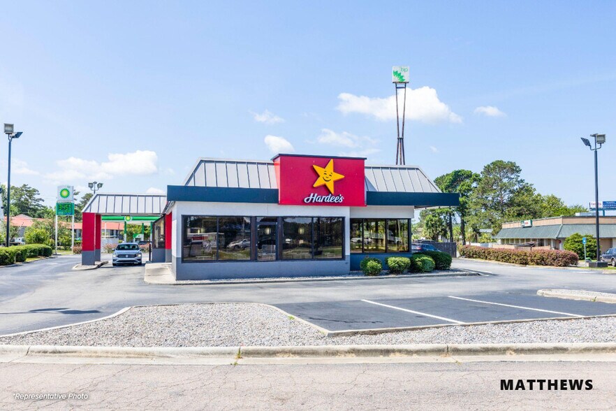 401 E Sangamon Ave, Petersburg, IL à vendre - Photo du bâtiment - Image 2 de 3