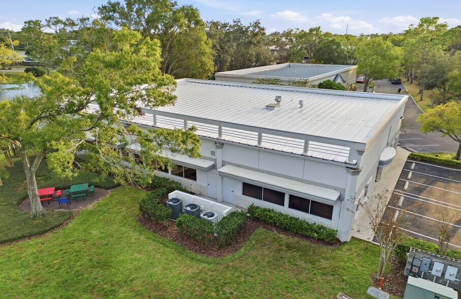 585 Technology Pky, Lake Mary, FL à vendre - Photo du bâtiment - Image 3 de 15