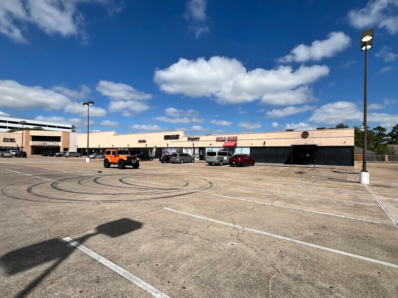 11346-11470 Westheimer Rd, Houston, TX à louer - Photo du bâtiment - Image 2 de 9