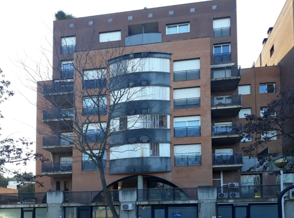 Multifamily in Figueres, Gerona for sale Primary Photo- Image 1 of 2