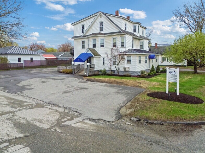 166 Silver St, Waterville, ME à vendre - Photo du bâtiment - Image 2 de 45