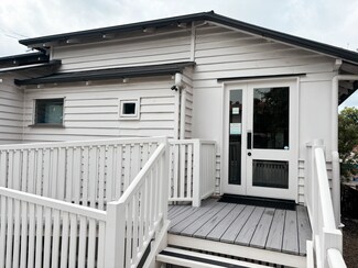 Plus de détails pour 741 Logan Road, Greenslopes - Bureau à louer