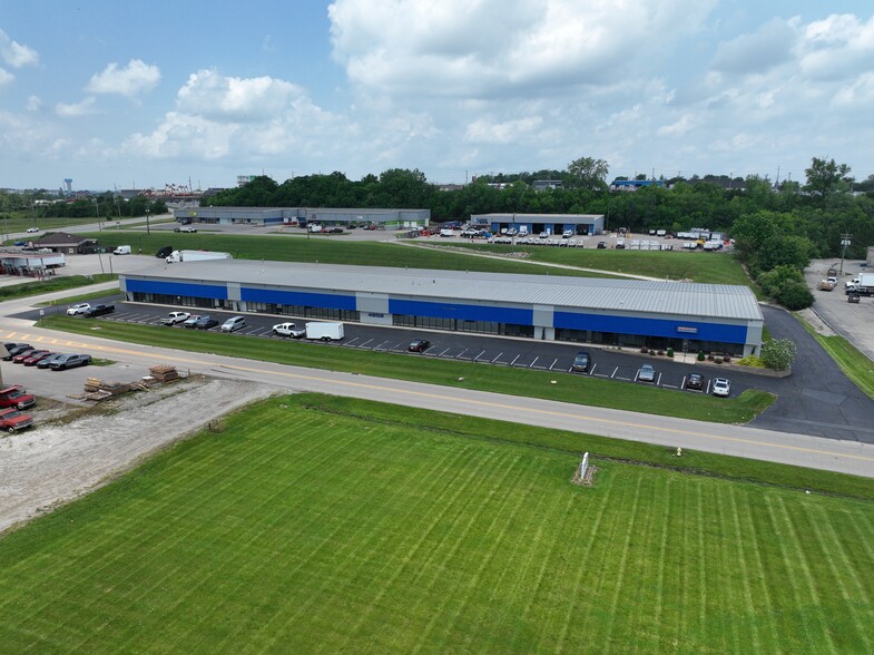 4858 Provident Dr, West Chester, OH for lease - Building Photo - Image 2 of 7