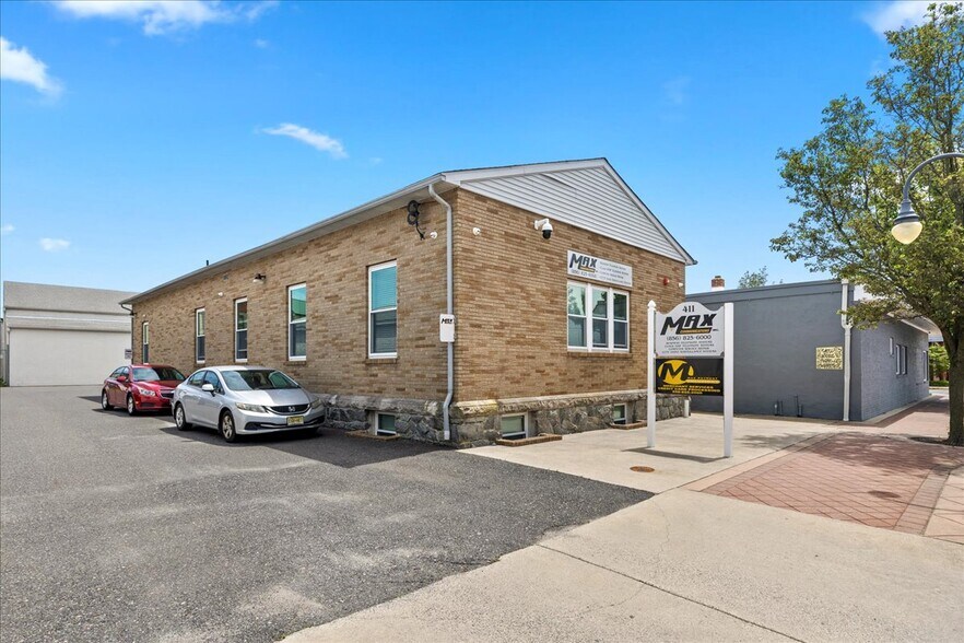 411 N High St, Millville, NJ à vendre - Photo du bâtiment - Image 3 de 41