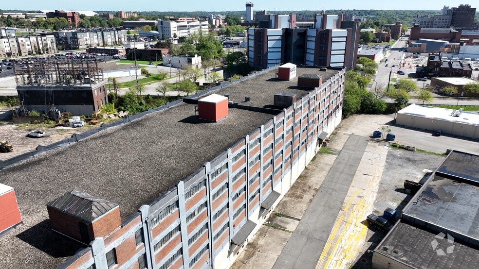 117 North Ave, Youngstown, OH à vendre - ProVideo LoopNet - Image 2 de 29