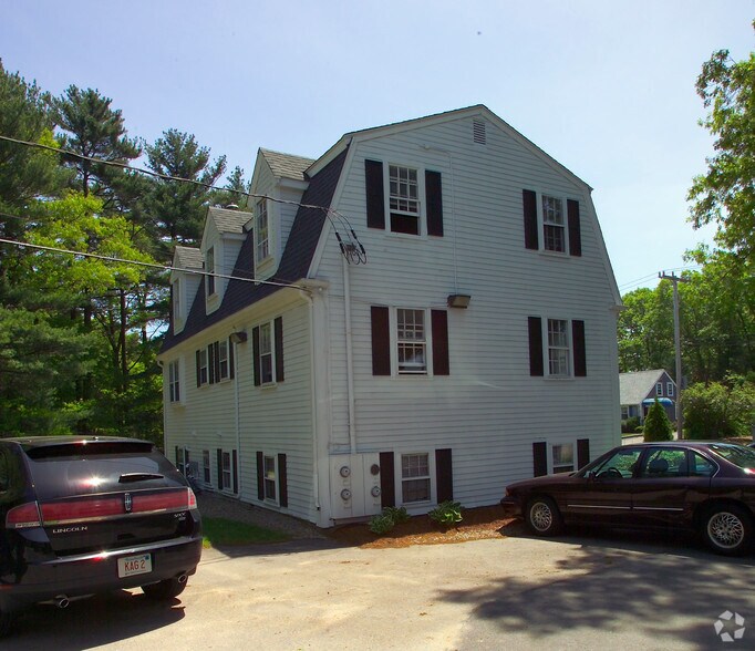 440 Plain St, Marshfield, MA à vendre - Photo du bâtiment - Image 3 de 4