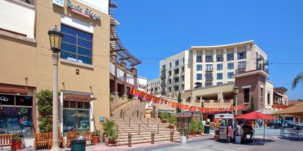 280-400 E Colorado Blvd, Pasadena, CA for lease - Building Photo - Image 3 of 7