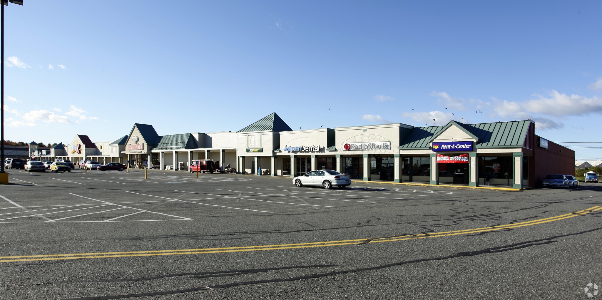 10-180 Elm Plz, Waterville, ME for lease Primary Photo- Image 1 of 24