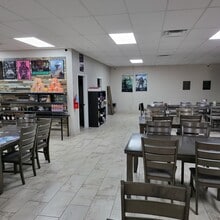 1131 Fort Worth Dr, Denton, TX à vendre Photo intérieure- Image 2 de 11