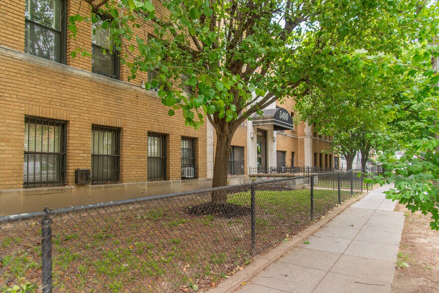 5400 7th St NW, Washington, DC à vendre - Photo du bâtiment - Image 3 de 16