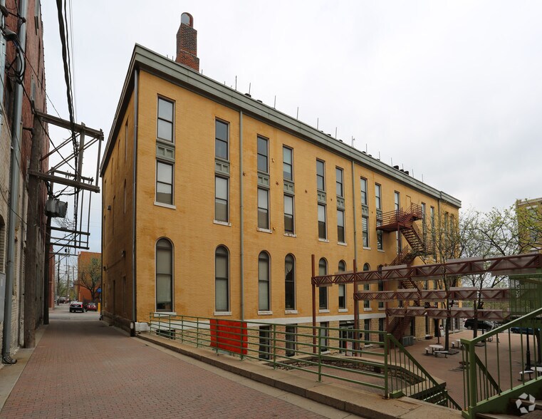 500 Delaware St, Kansas City, MO à louer - Photo du bâtiment - Image 2 de 22