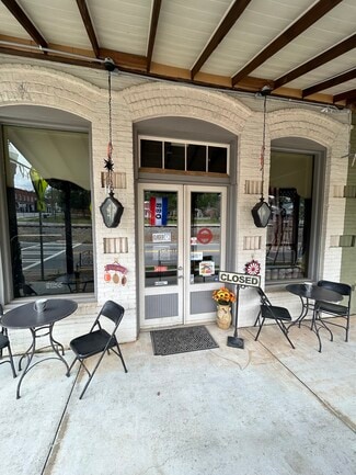 More details for 9155 Gillsville Rd, Maysville, GA - Retail for Sale