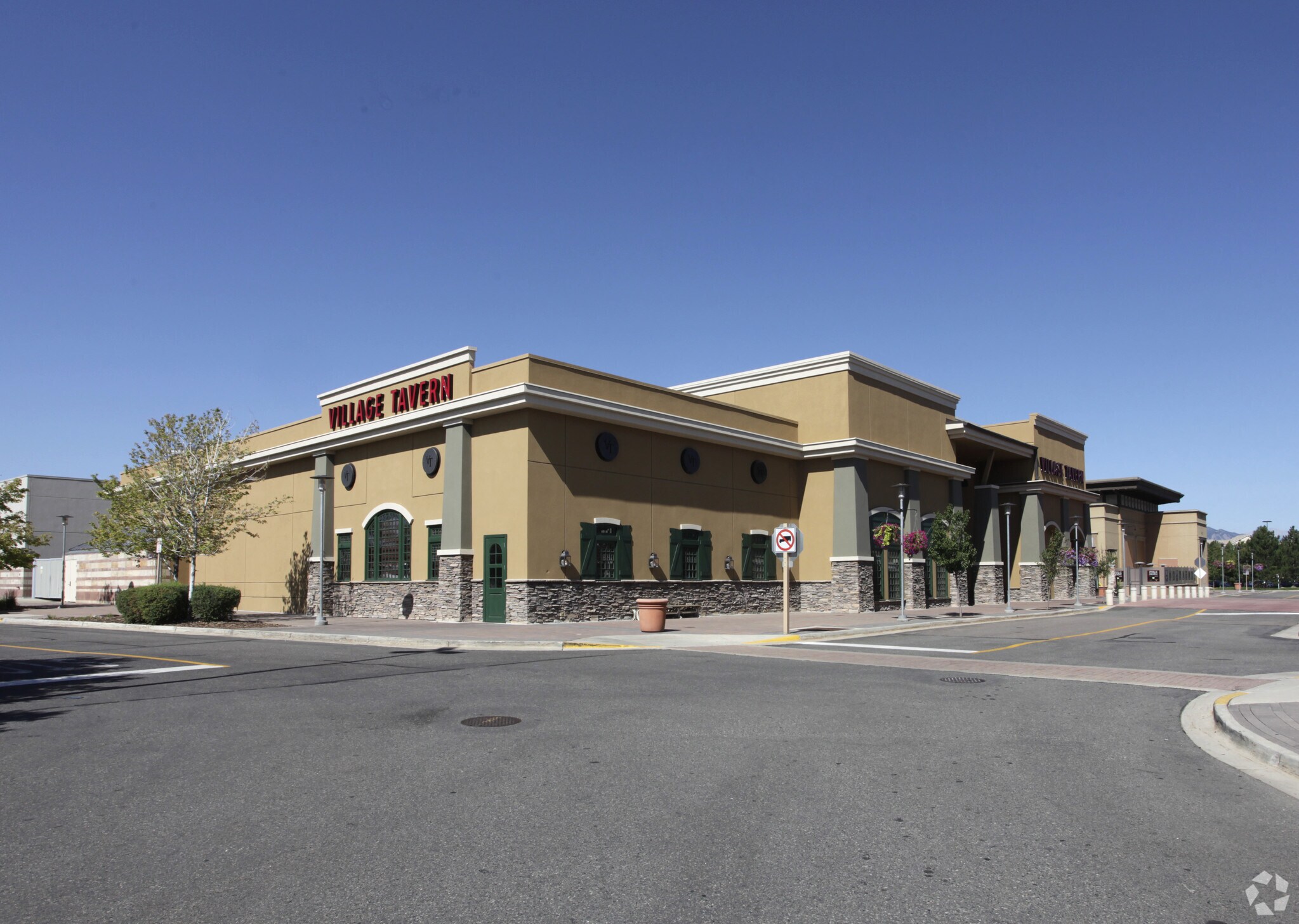 1 W Flatiron Cir, Broomfield, CO for lease Primary Photo- Image 1 of 4