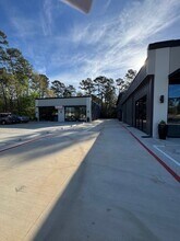 1002 Honea Egypt Rd, Magnolia, TX for lease Building Photo- Image 2 of 2