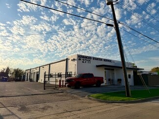 Plus de détails pour 2711 Irving Blvd, Dallas, TX - Local d'activités à louer