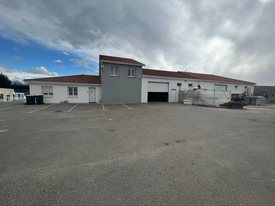 Flex in Saint-Sorlin-de-Vienne for sale Building Photo- Image 1 of 3