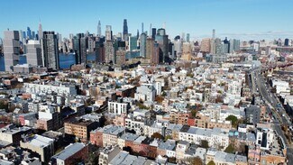 Plus de détails pour 196 Huron St, Brooklyn, NY - Multi-résidentiel à vendre