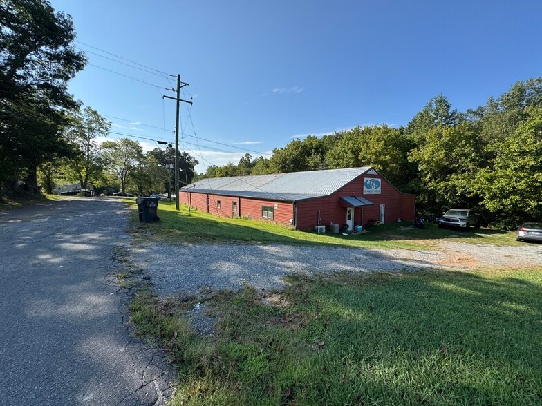 10535 Highway 53 W, Talking Rock, GA à vendre - Photo du bâtiment - Image 3 de 56