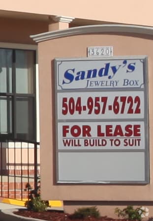 3620 De La Ronde Dr, Chalmette, LA for lease - Building Photo - Image 2 of 8