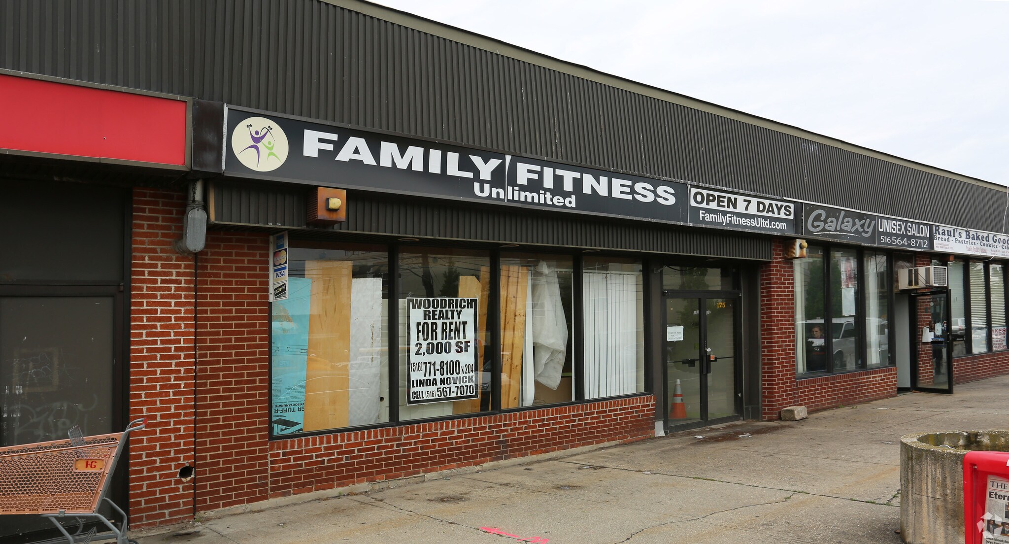 175 Hempstead Ave, West Hempstead, NY for lease Primary Photo- Image 1 of 11