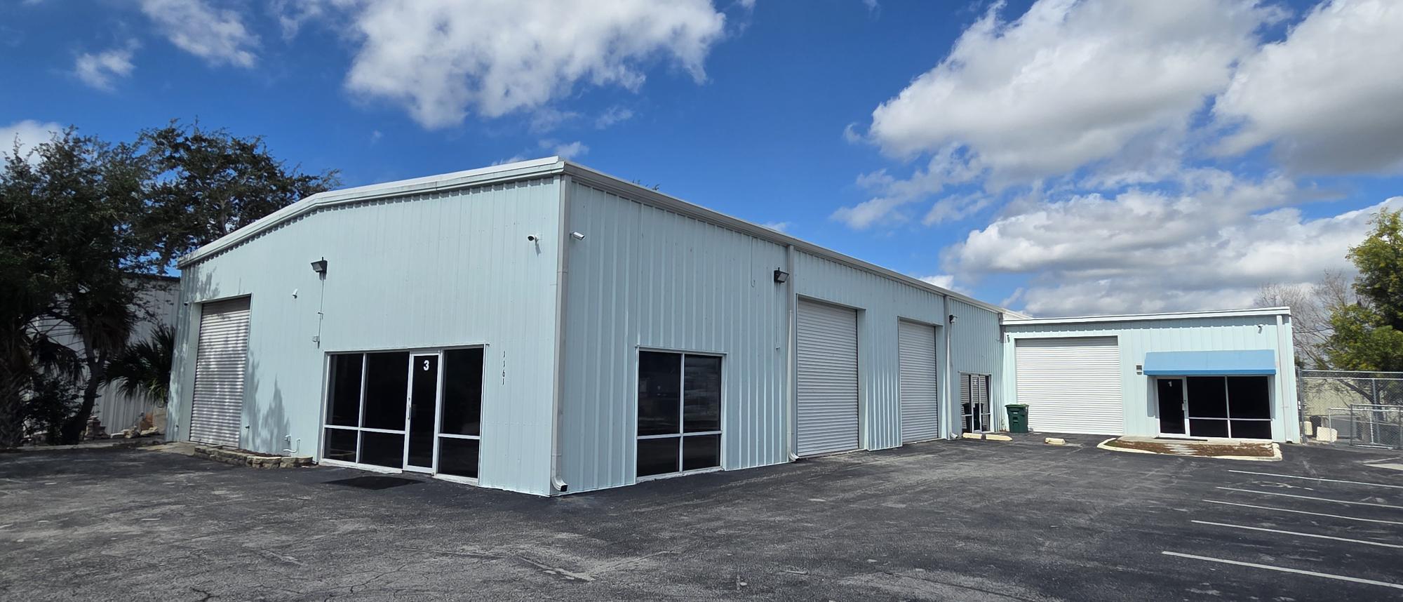 1161 Sun Century Rd, Naples, FL à louer Photo du bâtiment- Image 1 de 9