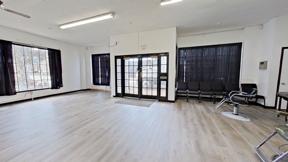 2796-2800 East Point St, Atlanta, GA for sale - Building Photo - Image 3 of 3